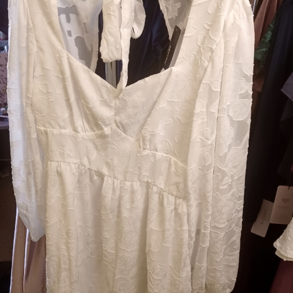 New white XL Top